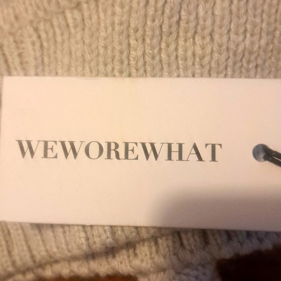 WEWOREWHAT SWEATER TANK TOP XL - Picture 5 of 10